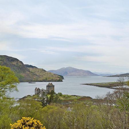 Loch Shore Cottage ドーニー エクステリア 写真