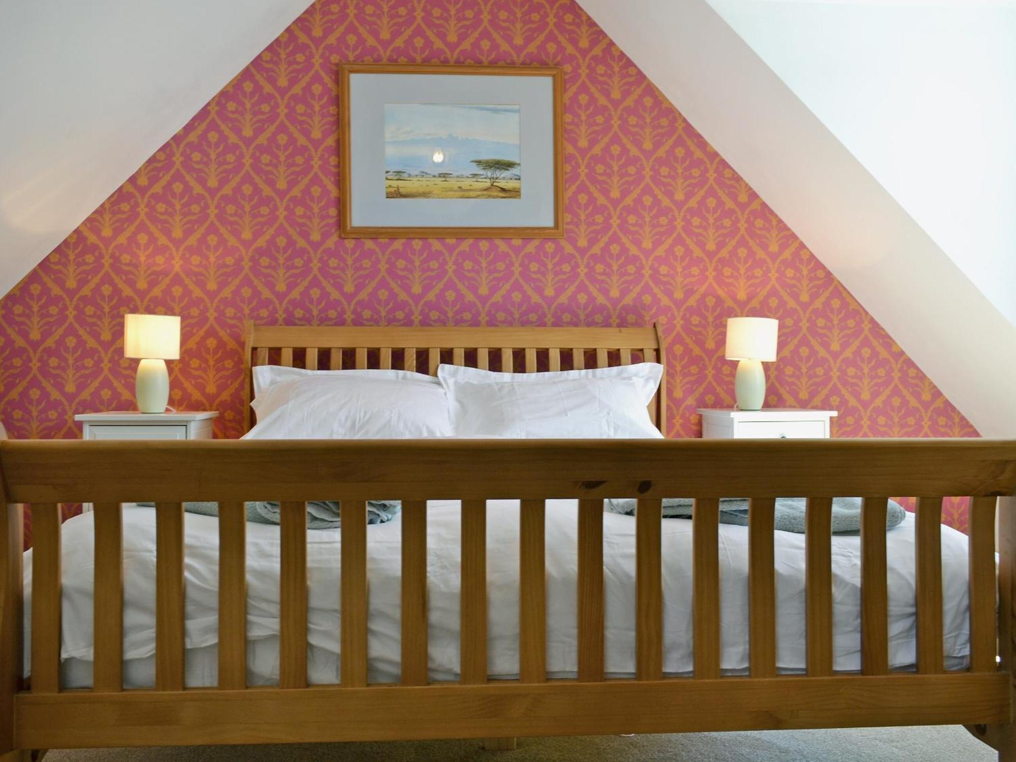 Loch Shore Cottage ドーニー エクステリア 写真
